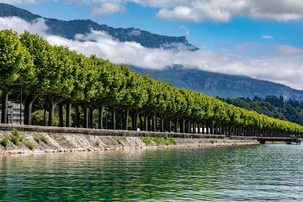 Aix-les-Bains : un écrin de nature entre lac et montagne
