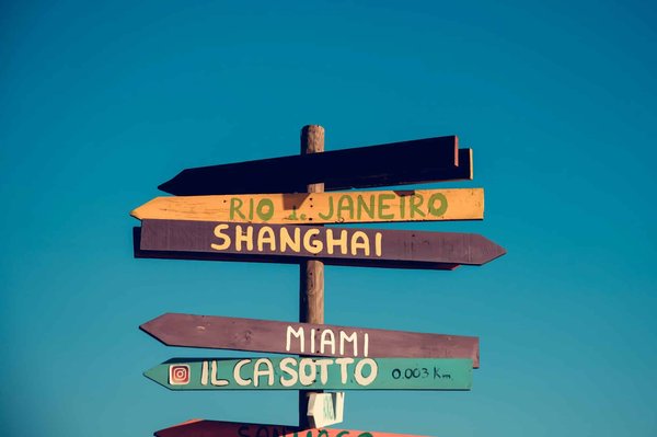 Optimisez votre événement avec notre service de localisation potelet & signalétique